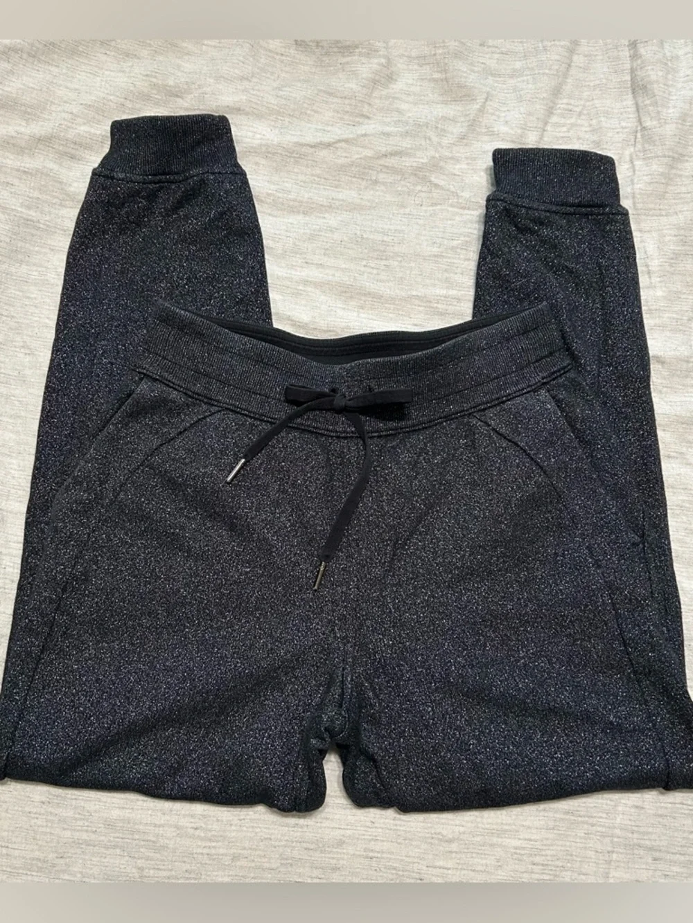 Lululemon Scuba High-Rise Jogger 7/8 Length *Sparkle Black size 6